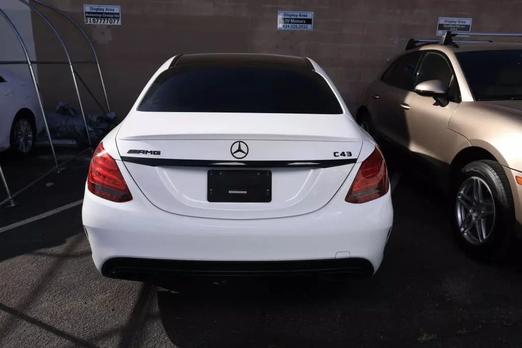 2016 Mercedes-Benz C-Class C300 - Photo 2