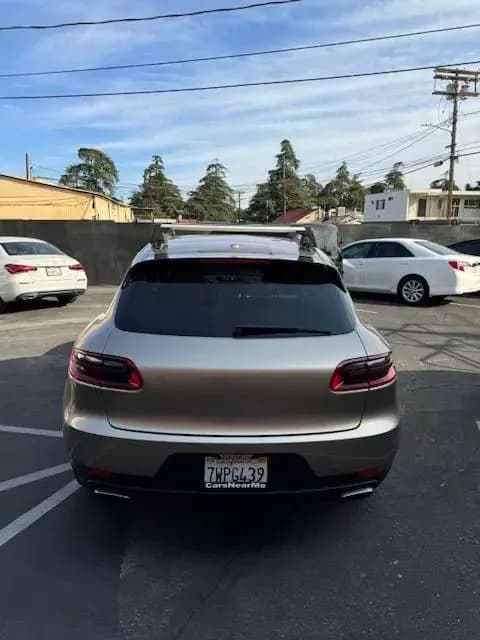 2017 Porsche Macan Base - Photo 4
