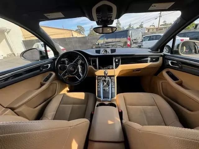 2017 Porsche Macan Base - Photo 6