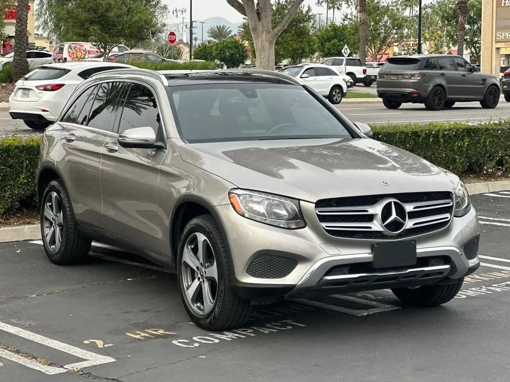 2019 Mercedes-Benz GLC 3