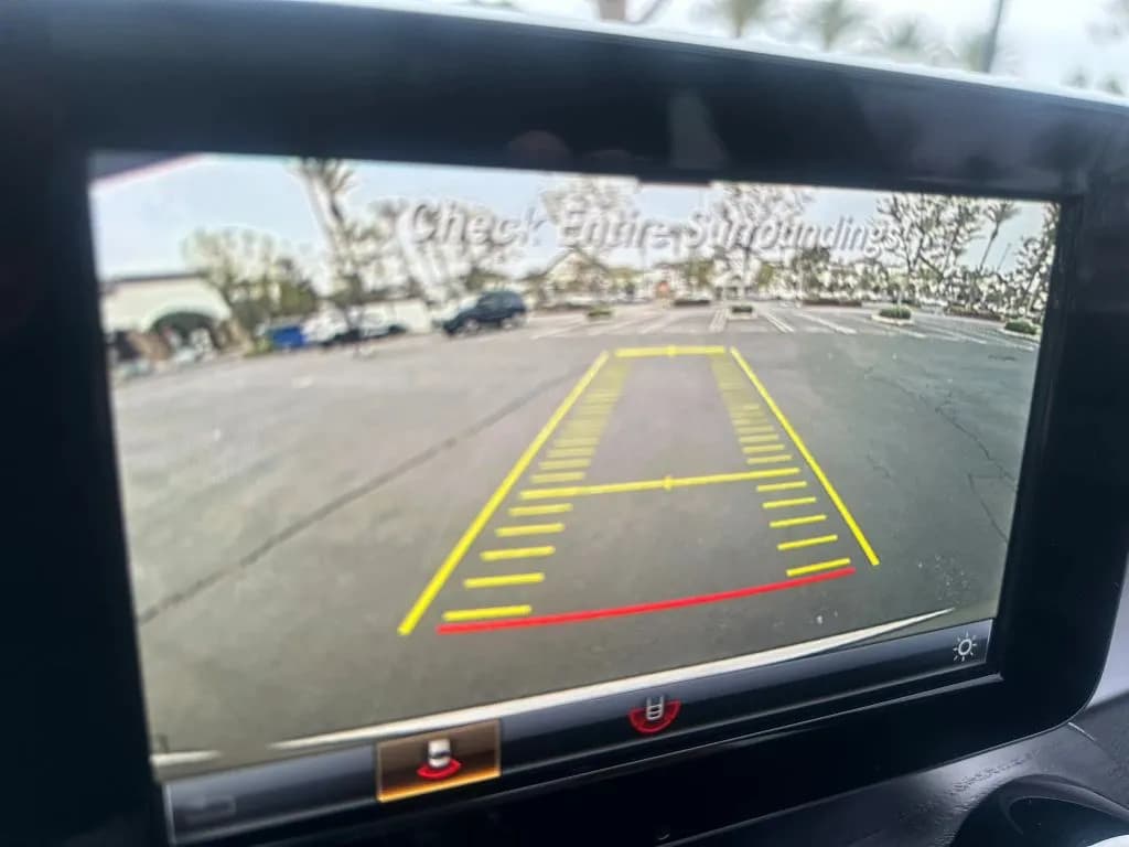 2019 Mercedes-Benz GLC 16