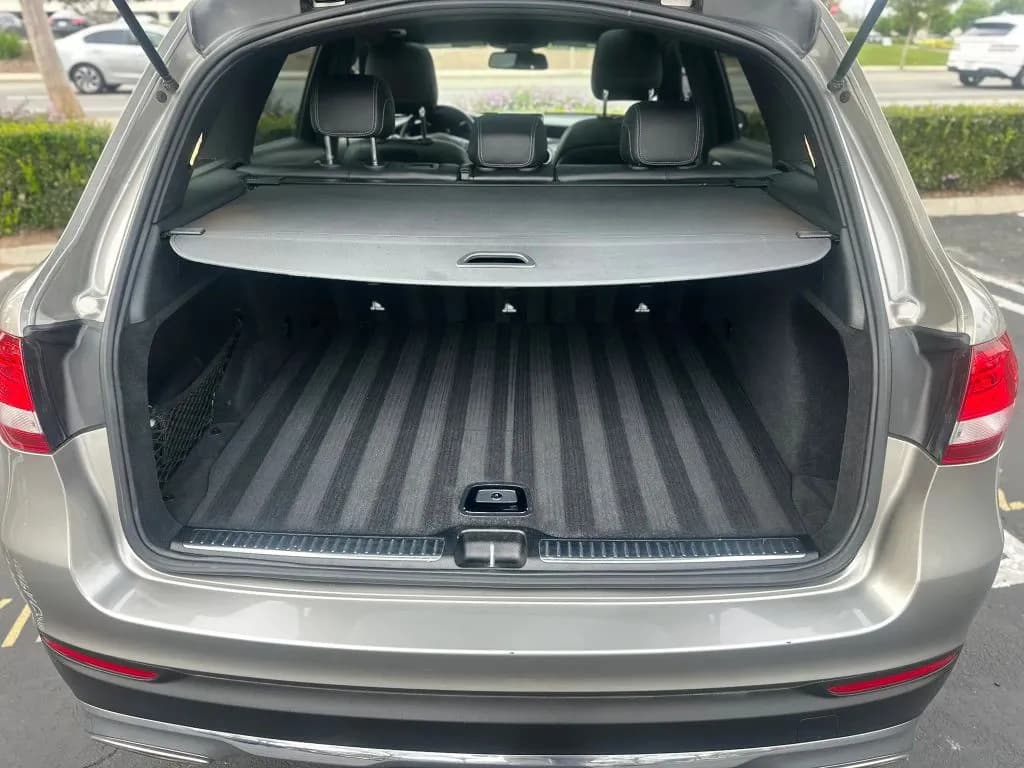 2019 Mercedes-Benz GLC 12