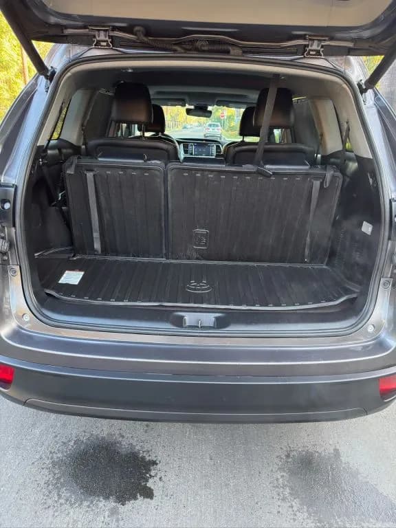 2019 Toyota Highlander SE - Photo 12