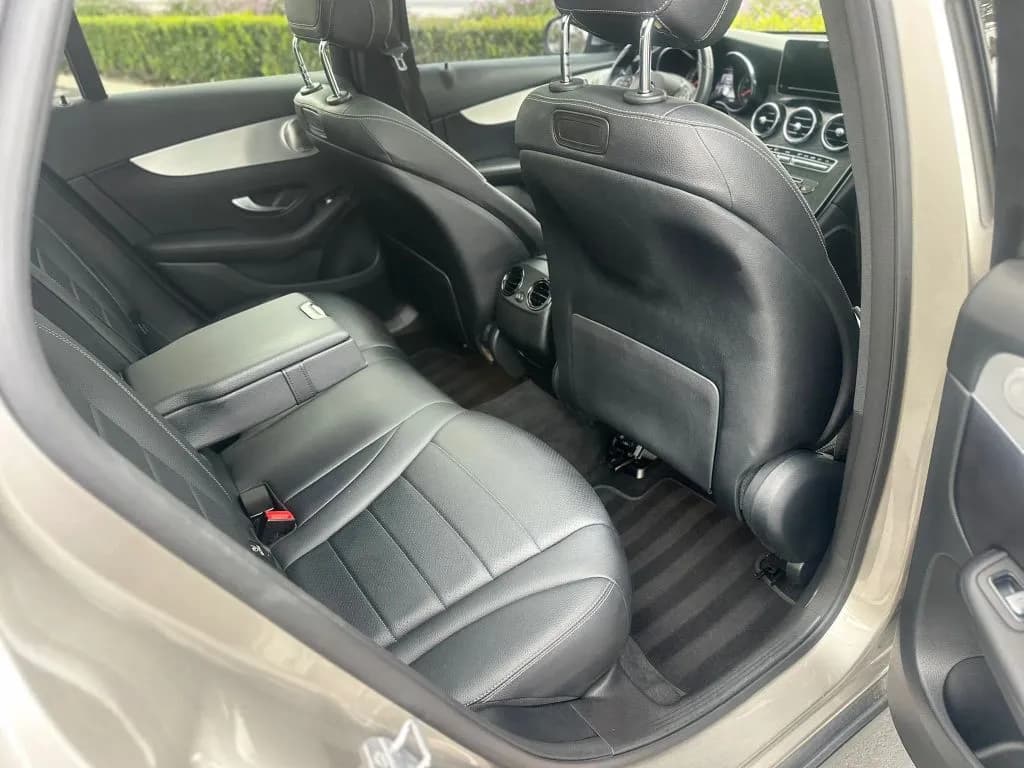 2019 Mercedes-Benz GLC 13