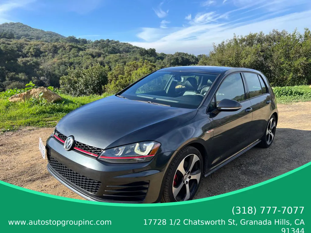 2016 Volkswagen Golf GTI SE's photo