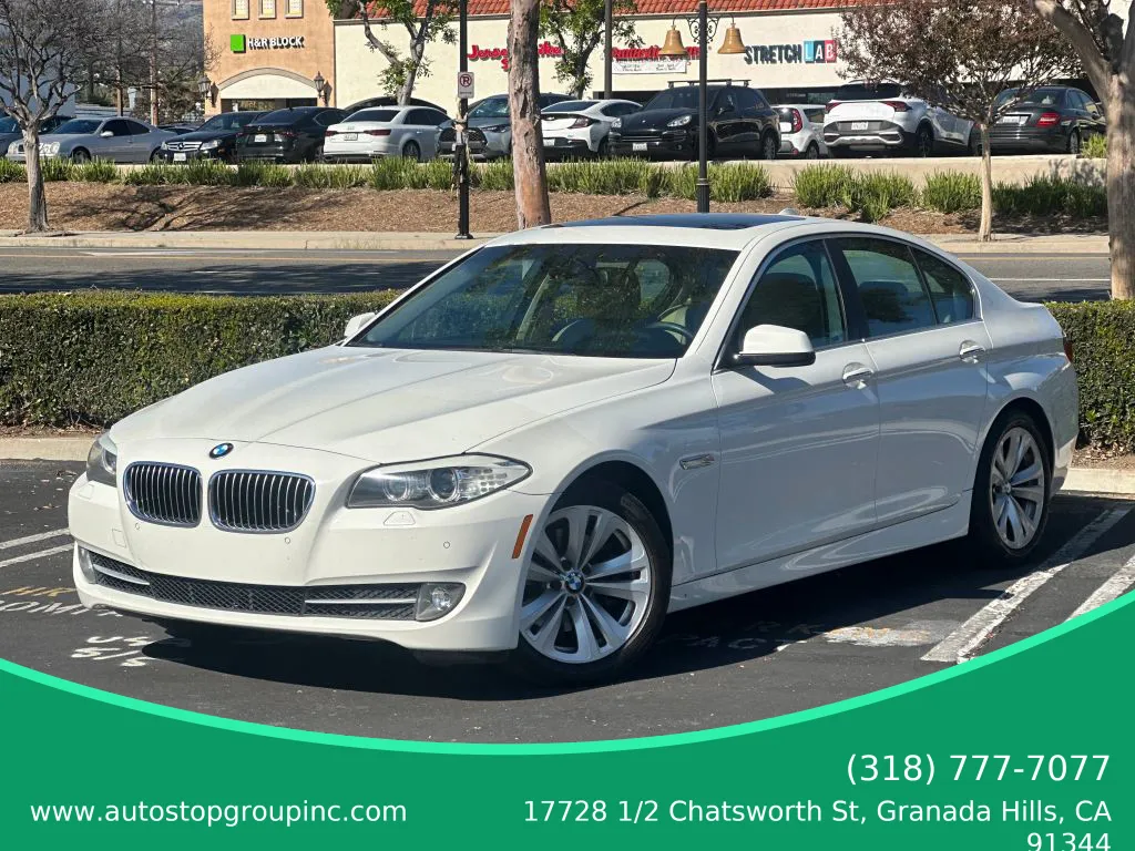 2012 BMW 5 Series 528i